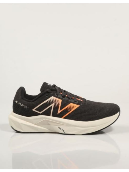 New Balance Propel 5